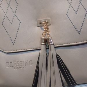 Best Quality Sling Bag