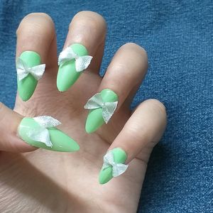 Press On Nails(Cupid's Bow~Pistachio Green)