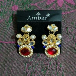 Fashionable Earings & Studs