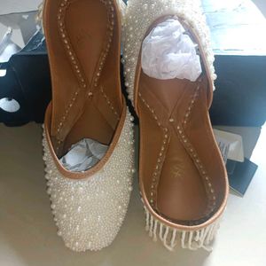 House Of Pataudi Embalished Mojaris Leather Sole