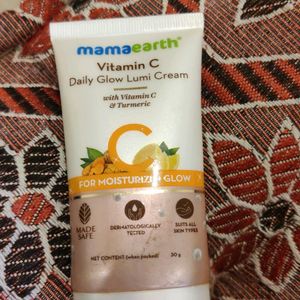 Mama Earth Daily  Lumi Glow Cream