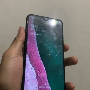 Samsung M20