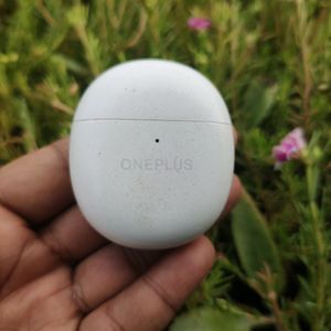 OnePlus Buds Charging Case