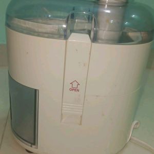 Juicer Machine