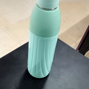 Milton Water Bottle Good Condition