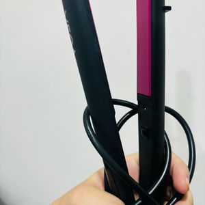 VEGA hair Straightner