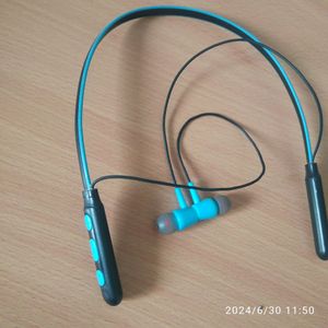 Blututh Ear Phone