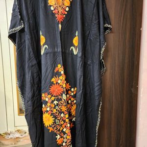 Craftbazar Boho Embroidered Kaftan