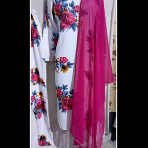 4 Bust Flower Print Long Kurti Pajama With Dupatta