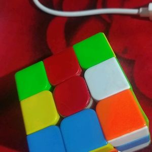 Rubix Cube well Condition but Not Properly Working