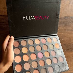 Perfect Tones Huda Beauty Eye Palette 🪷🤎