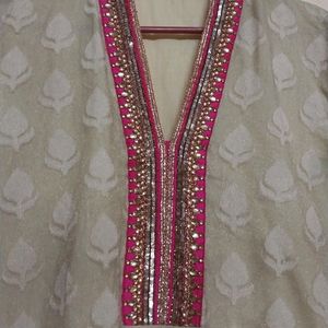 Beautiful Kurti And Dupatta