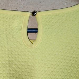 Trendy Ladies Fashion Top Half-sleeve Yellow