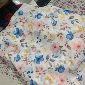 Beautiful Small Flower Printed Fabric Material