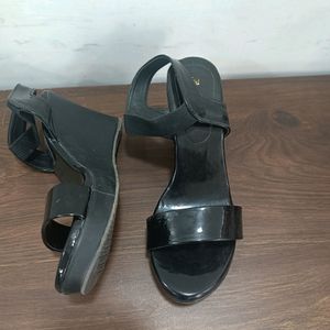 Super Black Wedge Sandal