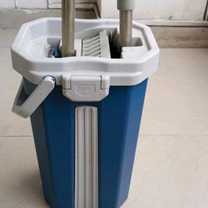 Plastic Mop with Bucket for Floor Cleaning