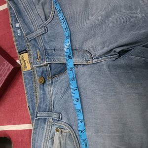 Men's Wrangler Jeans In 32 Waist