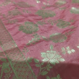 Beautiful Dupatta Soft Fabric Banarsi