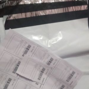 10 Shipping Label And Bags