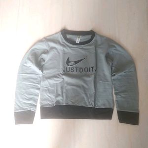 Nike Sweatshirt For All Genders