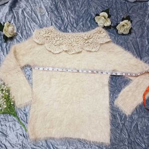 Beutiful Furr Sweater With Crochet Neck Design