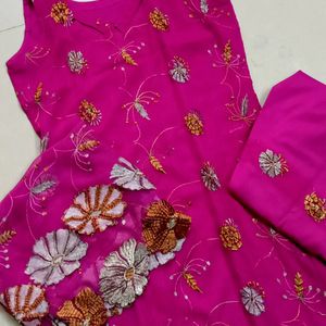 Kurti Set With Dhupata And Salwar..