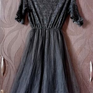 WOMAN BLACK CUTE  DRESS