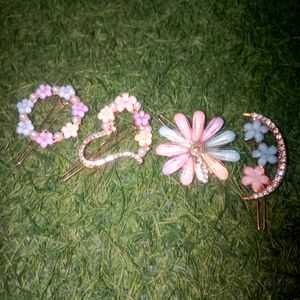 Hair Clips Pack Of 4