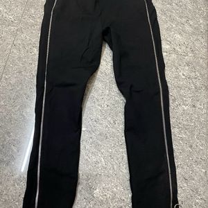 Deal Black Skinny Pants