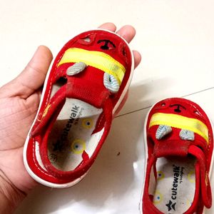 Cutewalk Red Sandals For Girls & boys