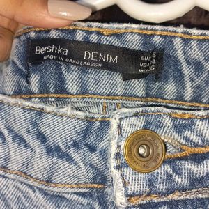 Bershka High Waisted Blue Mom Jeans