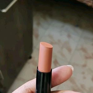 Mars matt lipstick shade 06