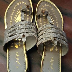 New Flat Sandals