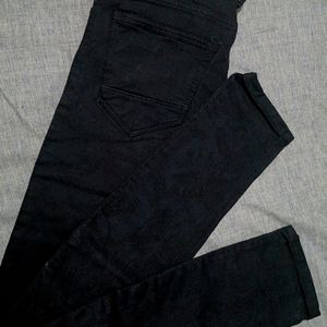 Black Skinny Jeans