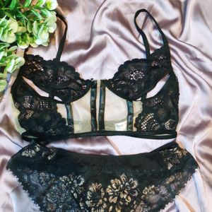 black lingerie set