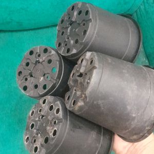 4 Black Pots For Plants, 70 Sale