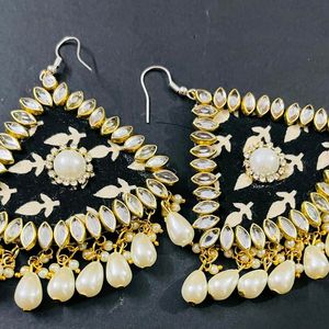 Fancy Party Wear Have Long Size Earrings All' Colo