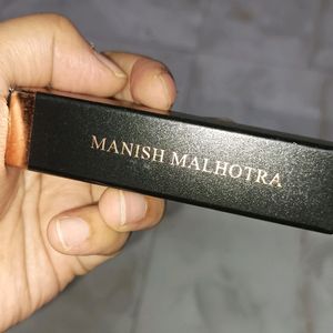 MANISH MALHOTRA MATTE LIQUID LIPSTICK