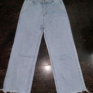 Steal Deal❗️🍓Straight Denim Jean🍓