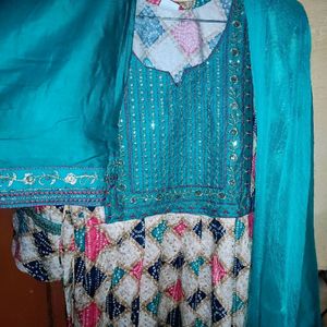 Nayra kurta set