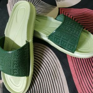 Ladies Slippers Comfortable With Light Weight