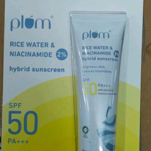 Plum Niacinamide Rice Water Sunscreen 50g