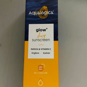 Aqualogica Glow+ Sunscreen Vitamin C