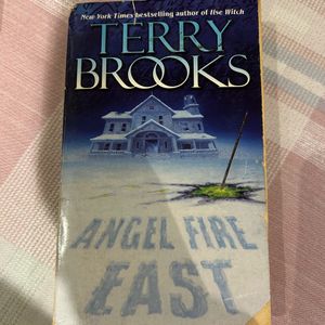 Angel Fire East (terry Brooks)