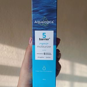 Aqualogica 5 Barrier Repair Moisturizer