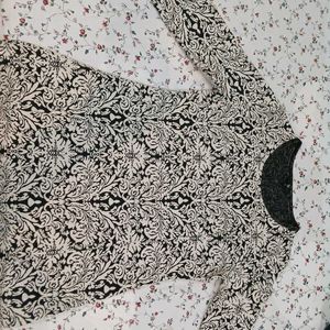 A Black and White Tunic From FIG