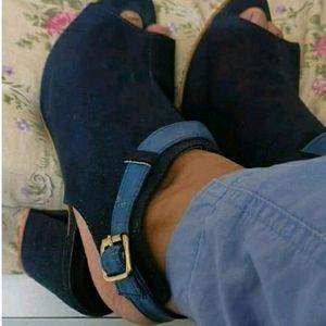 Navy Blue Ankle Length Heels