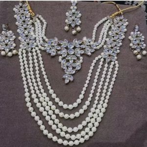 Jewellery Set(Mangtika, Earrings,Choker,Long Haar)