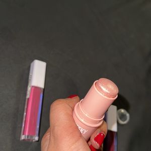 Combo Rose Pink Highlighter With Two Lip Colors