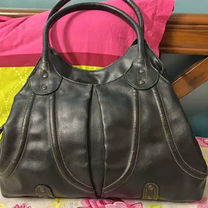 Black Baggit Handbag